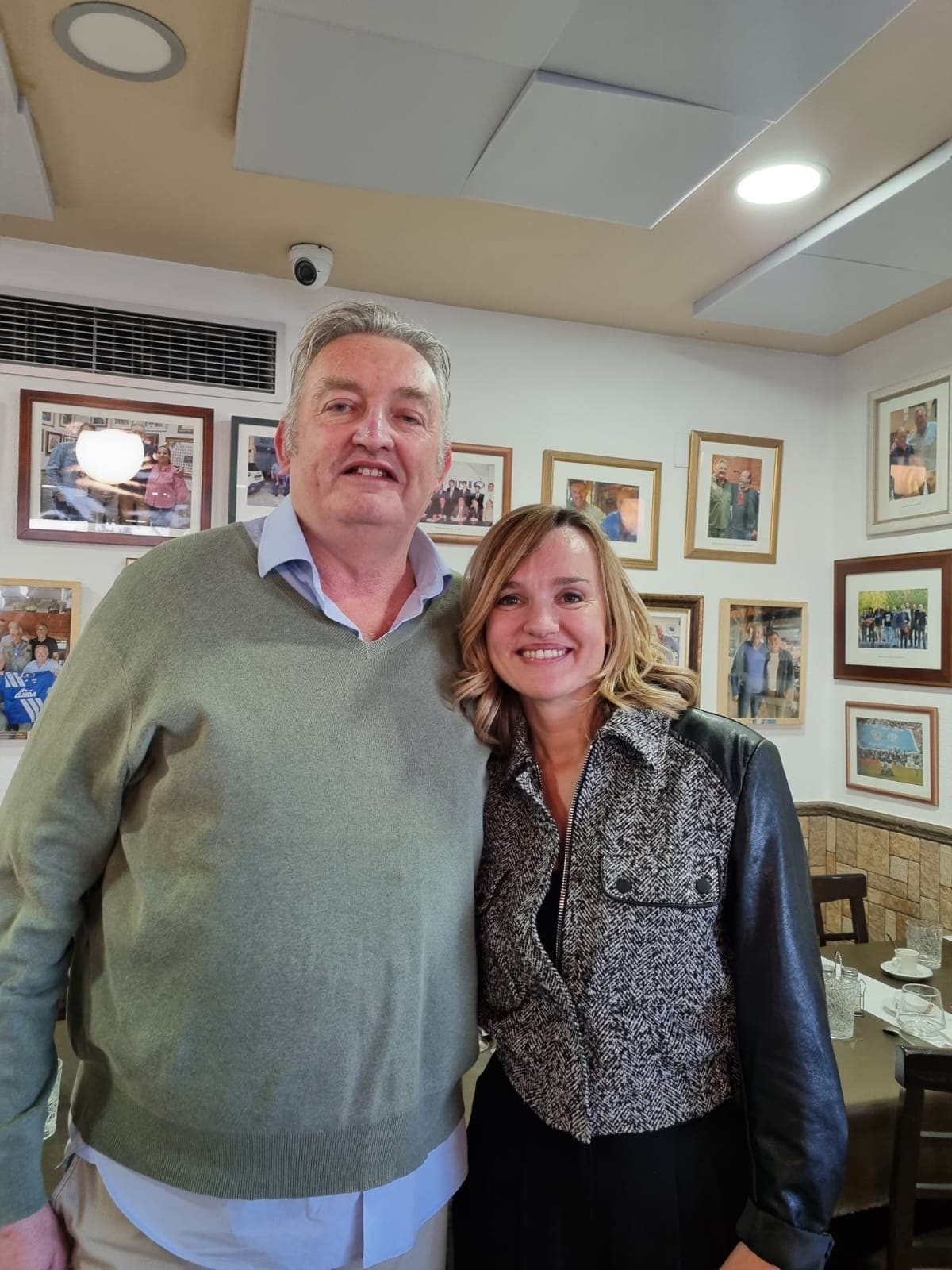 Pilar Alegría visitant el restaurant Cal Benito de Lleida